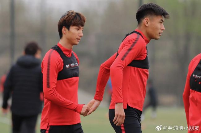 专家推荐【郁金香】足球14中12 带来下午场澳超精选：麦克阿瑟FC vs惠灵顿凤凰【足球老炮儿】足球4连红 带来晚间多场不同联赛赛事推荐【小女足】足球4连红 带来晚间本轮意甲和西甲收官战今日热点赛事今日下午，澳超迎来焦点战对决：麦克阿瑟FC vs惠灵顿凤凰。